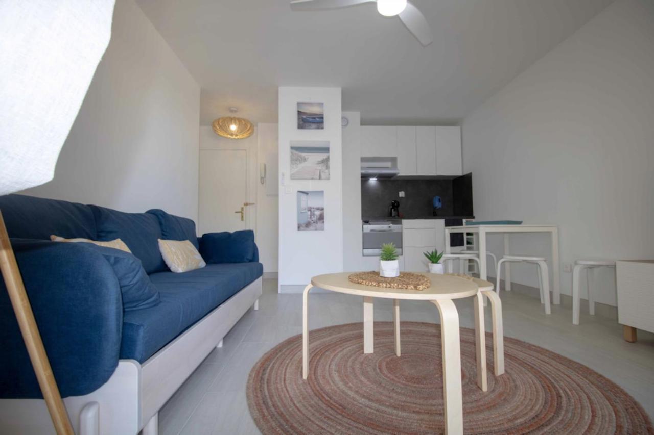 Bright Apt Of 32 M Renovated Near Town Fréjus Dış mekan fotoğraf
