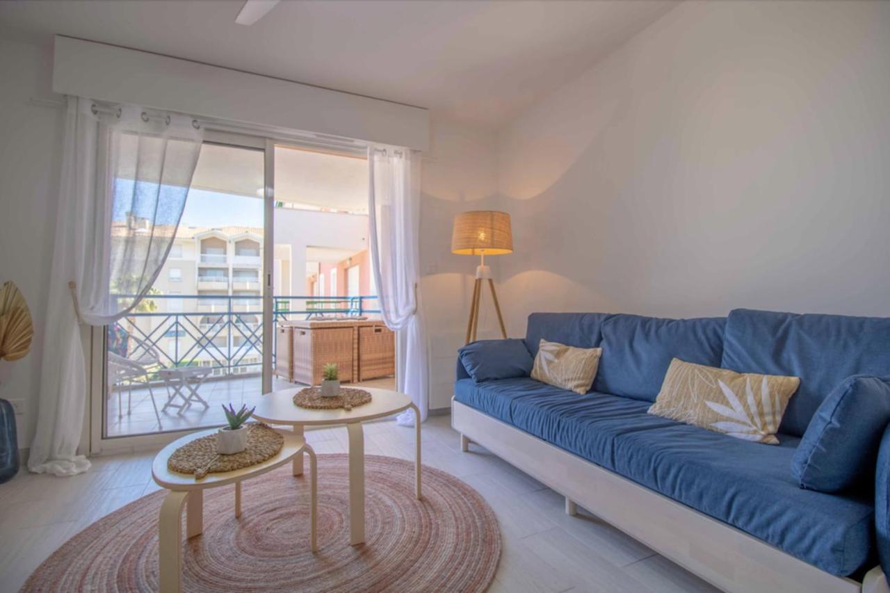 Bright Apt Of 32 M Renovated Near Town Fréjus Dış mekan fotoğraf