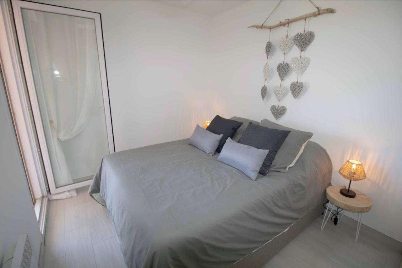 Bright Apt Of 32 M Renovated Near Town Fréjus Dış mekan fotoğraf