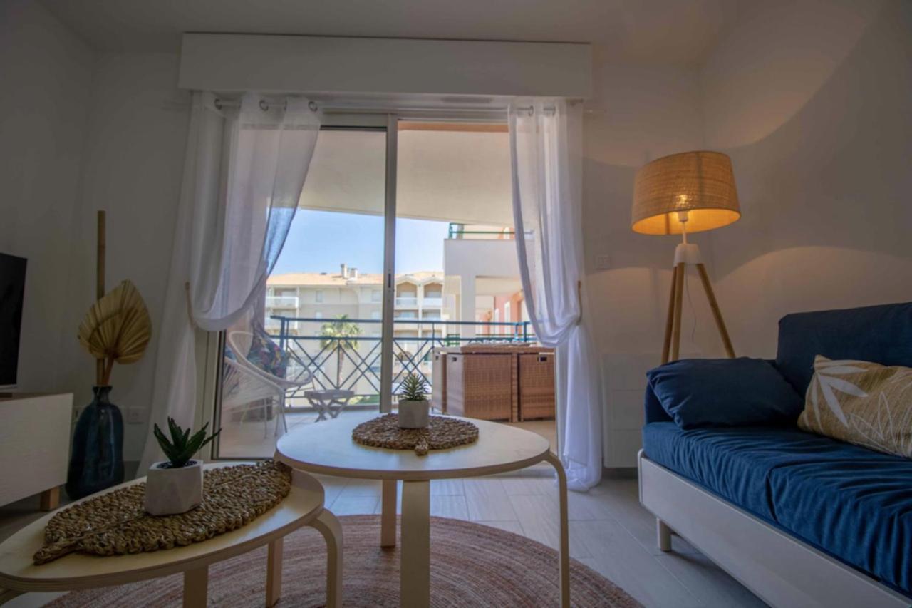 Bright Apt Of 32 M Renovated Near Town Fréjus Dış mekan fotoğraf